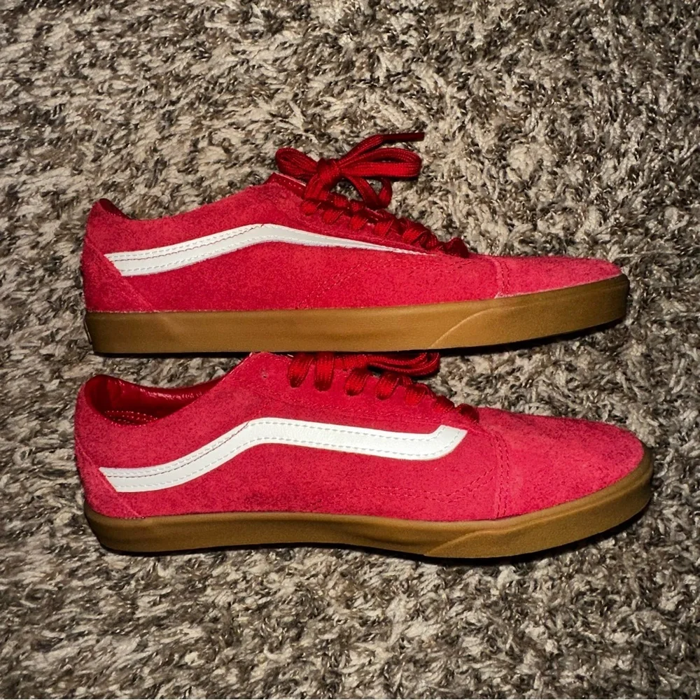 NEW VANS OLD SKOOL LOWPRO 'RED GUM' Women’s Size 8 RARE - Picture 10 of 12